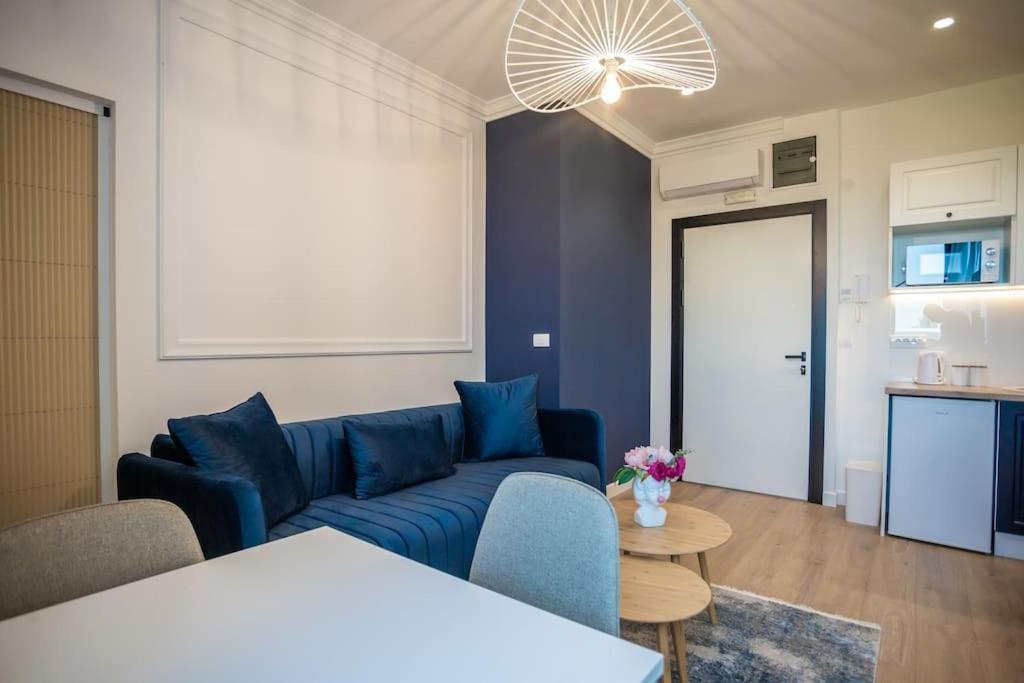 Provance Apartment *